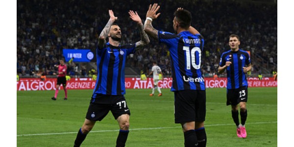 Lors de la finale de l'UEFA Champions League, les deux équipes ont joué à domicile en même temps